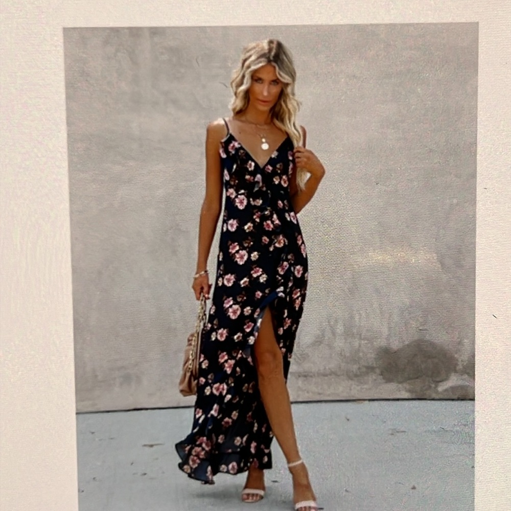 Honey tree satin floral ruffle maxi dress - small